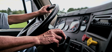 Manos y volante