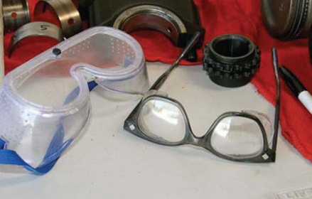 Protección ocular de seguridad del lubricante