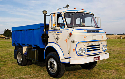 Imagen de un camión comercial de la serie CLG