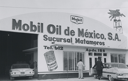 Cartel de Mobiloil en Mexico