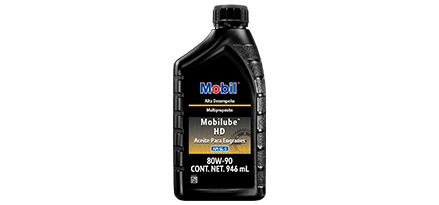 Aceite para engranajes o engranes 80W90 de la marca Mobil 1 con botella negra con etiqueta dorada de frente