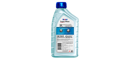 Botella de aceite lubricante Mobil SUper Moto 4T MX 15W-50 detrás.